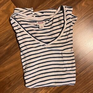 Blue and cream striped casual tee